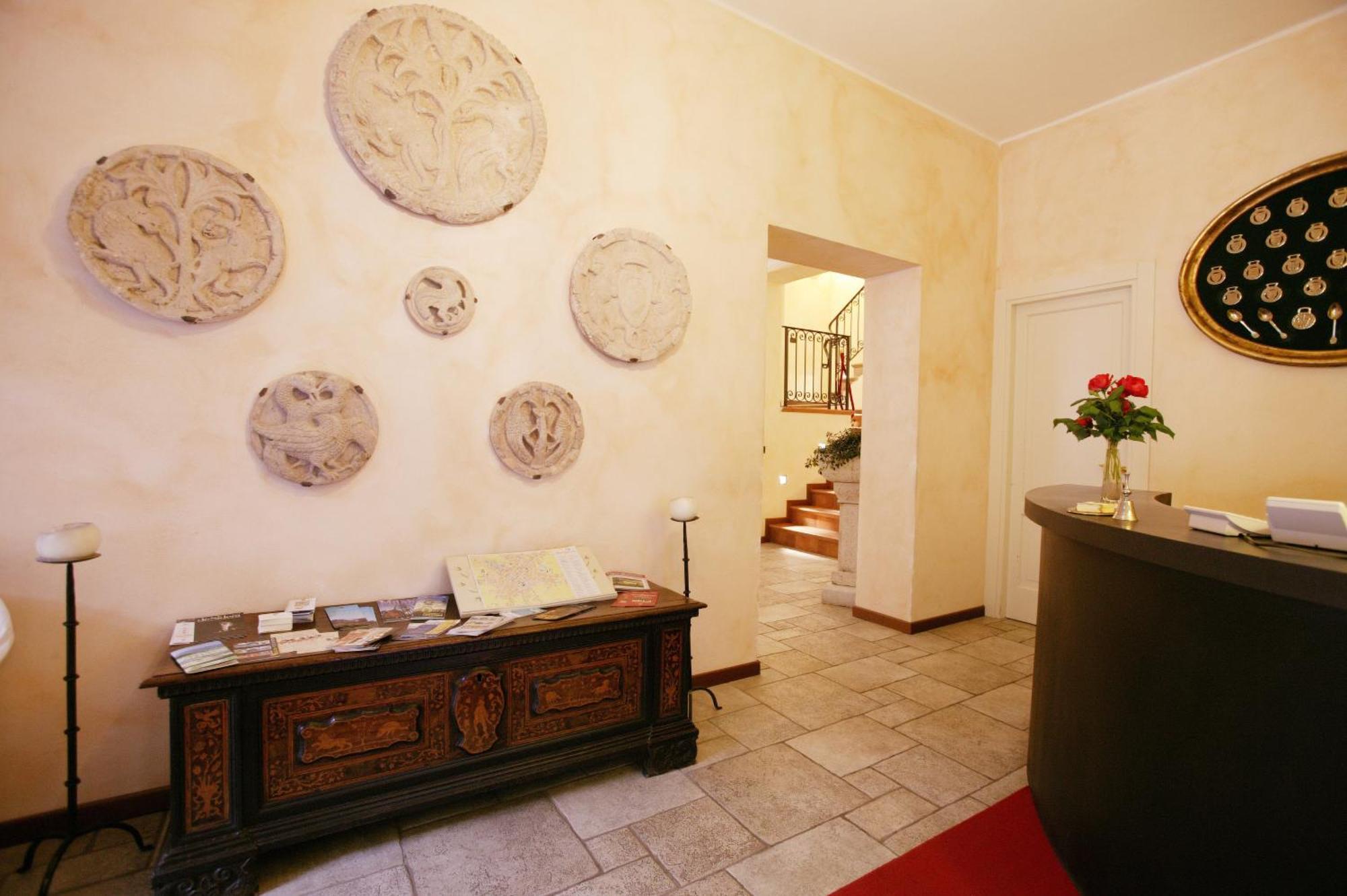 La Valletta Relais Бергамо Экстерьер фото